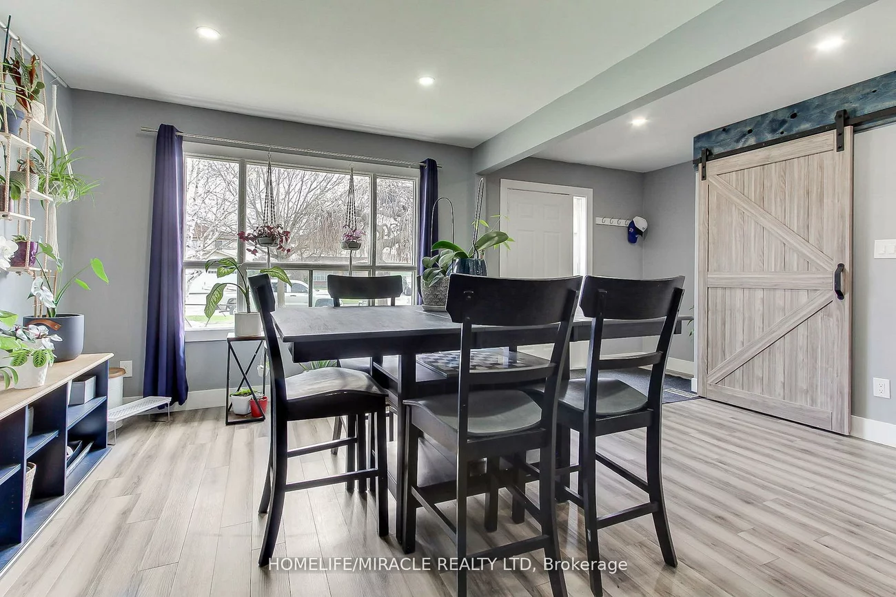 30, Northgate, Bradford, Bradford West Gwillimbury