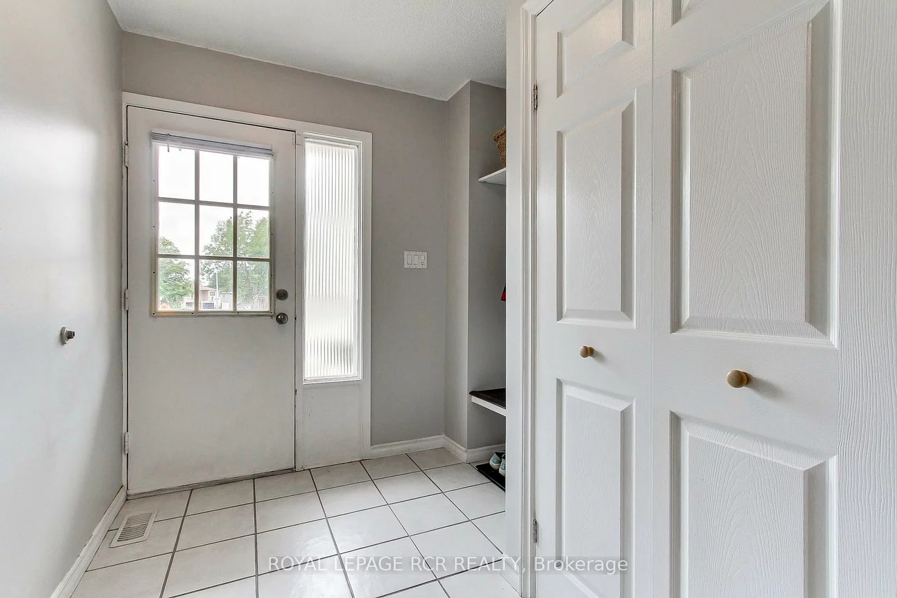 228, Collings, Bradford, Bradford West Gwillimbury