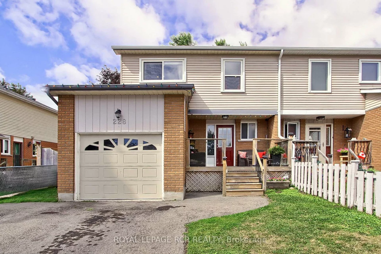 228, Collings, Bradford, Bradford West Gwillimbury
