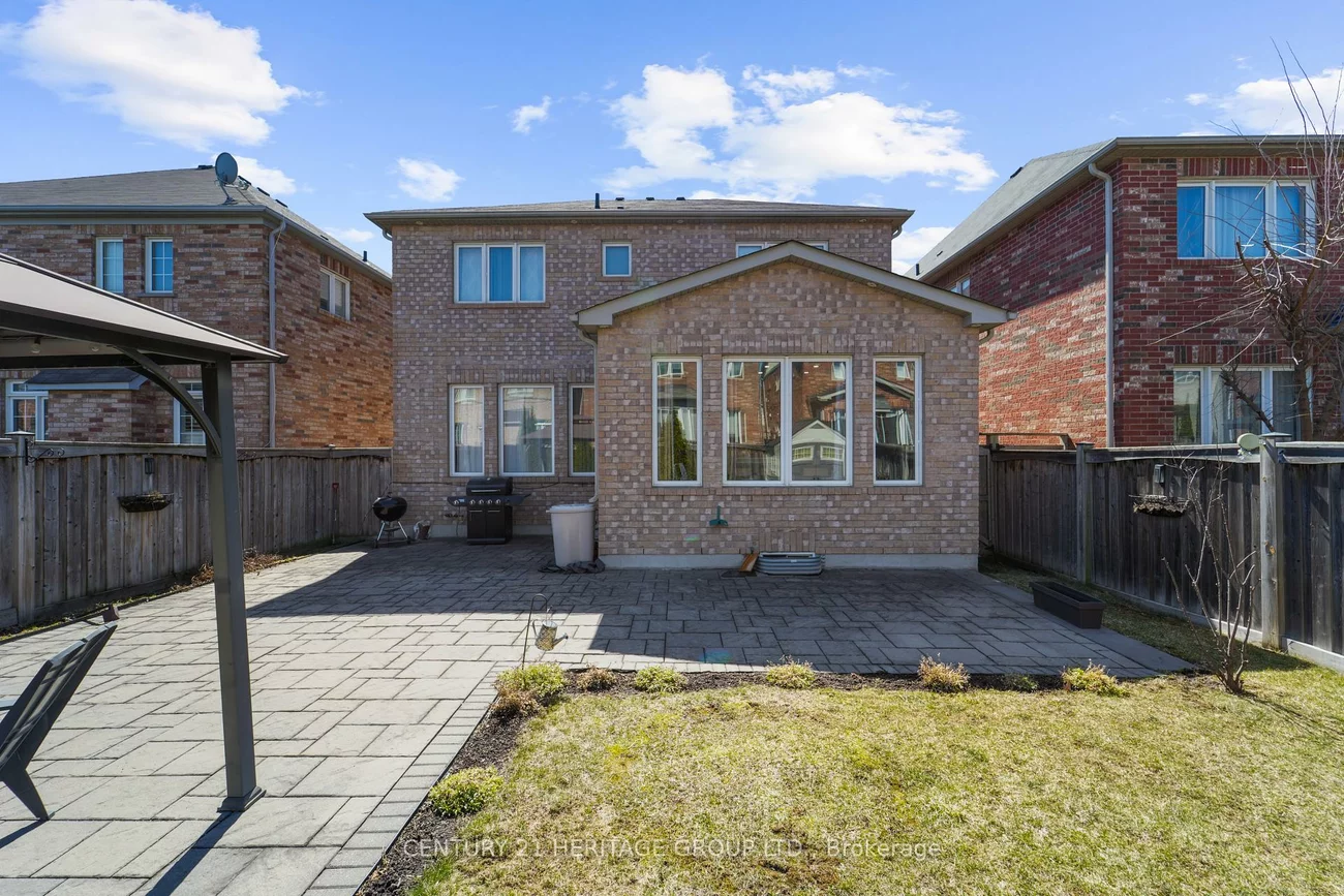 32, Amberwing, Bradford, Bradford West Gwillimbury