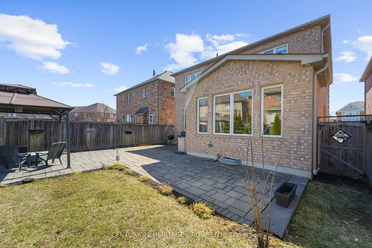 32, Amberwing, Bradford, Bradford West Gwillimbury