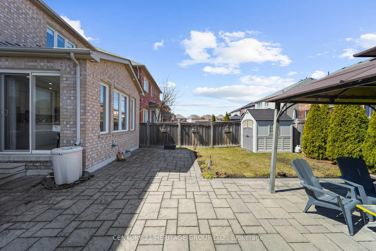 32, Amberwing, Bradford, Bradford West Gwillimbury