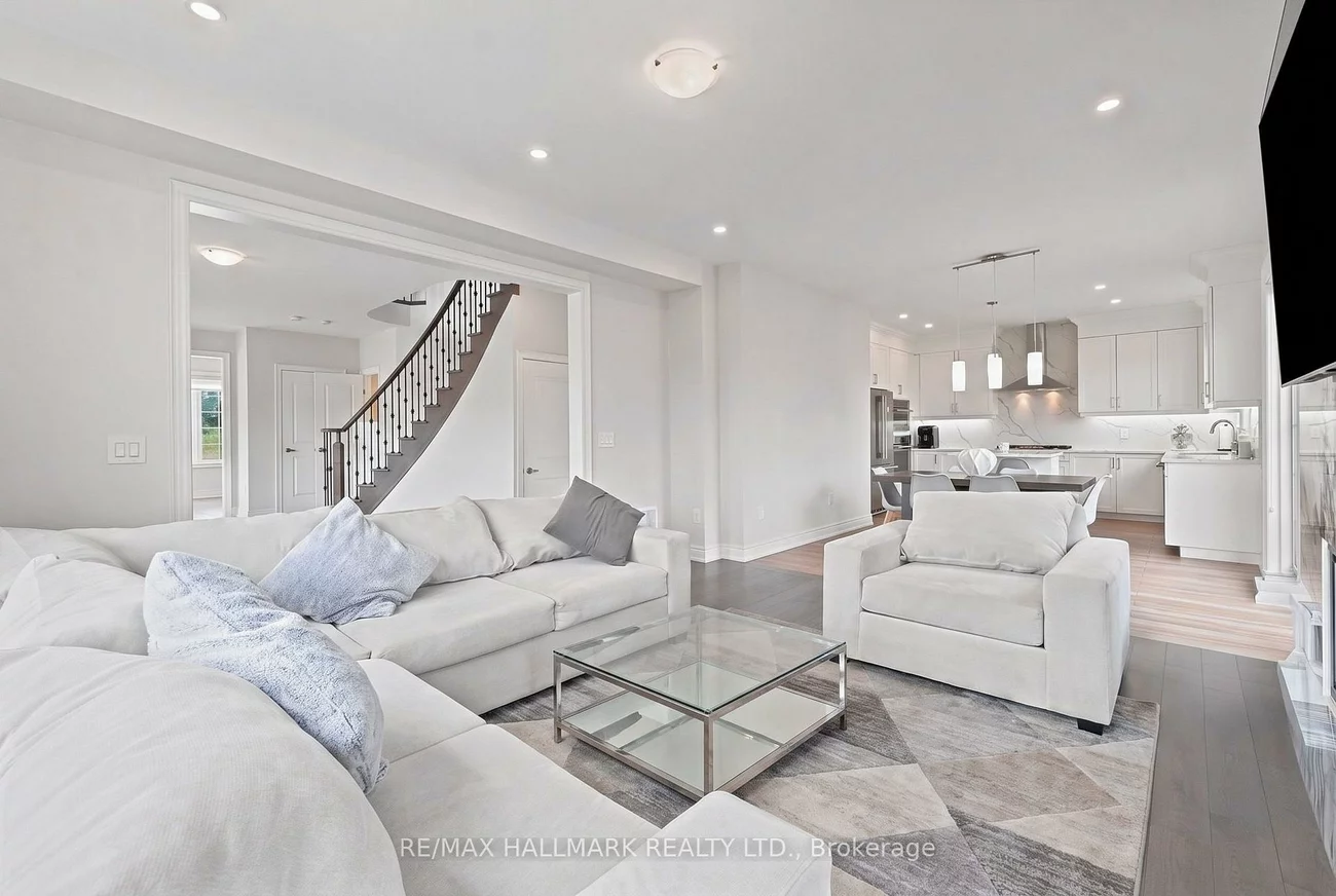 1021, Langford, Bradford, Bradford West Gwillimbury