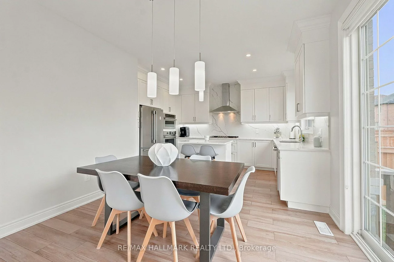 1021, Langford, Bradford, Bradford West Gwillimbury