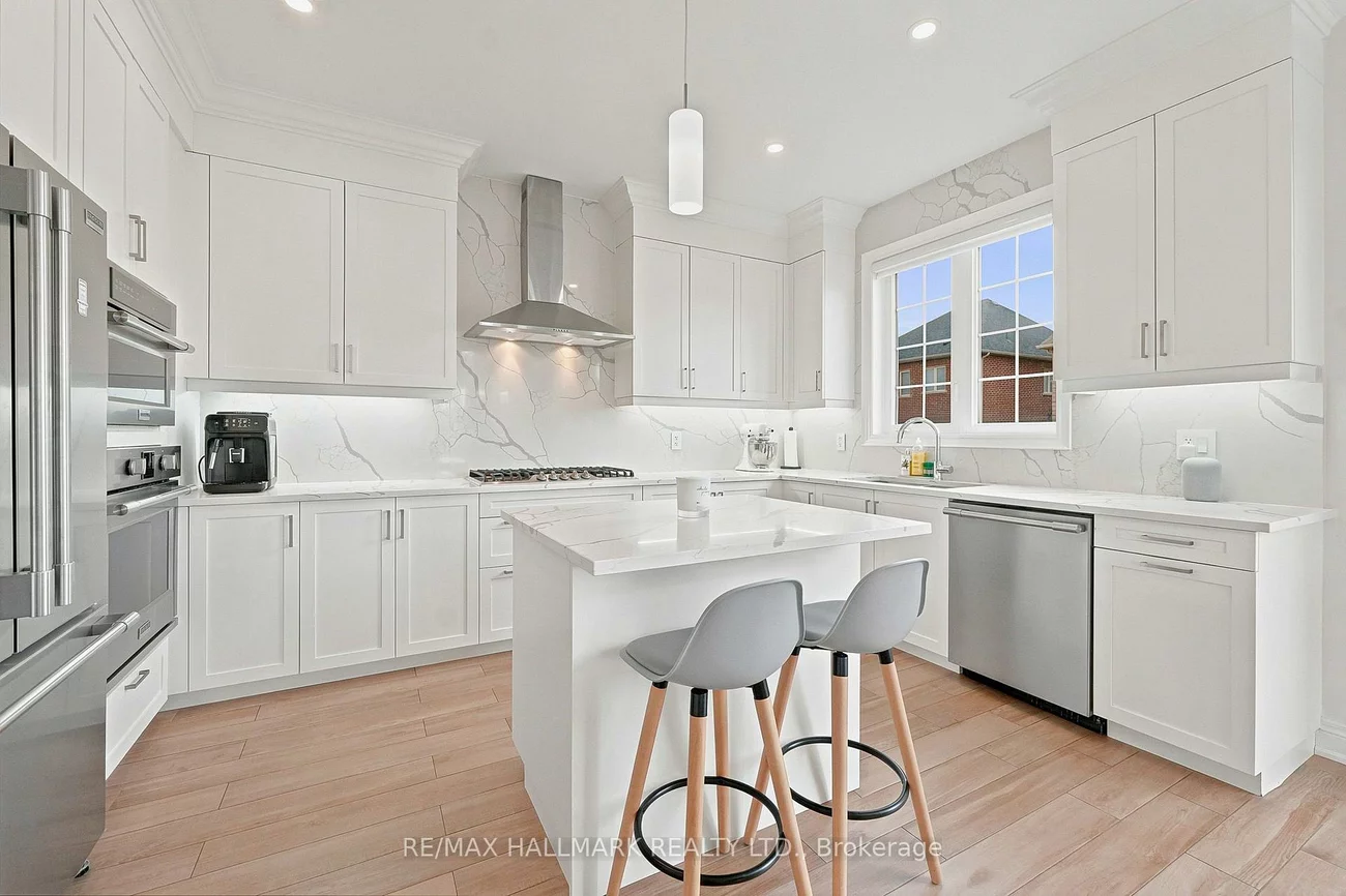 1021, Langford, Bradford, Bradford West Gwillimbury