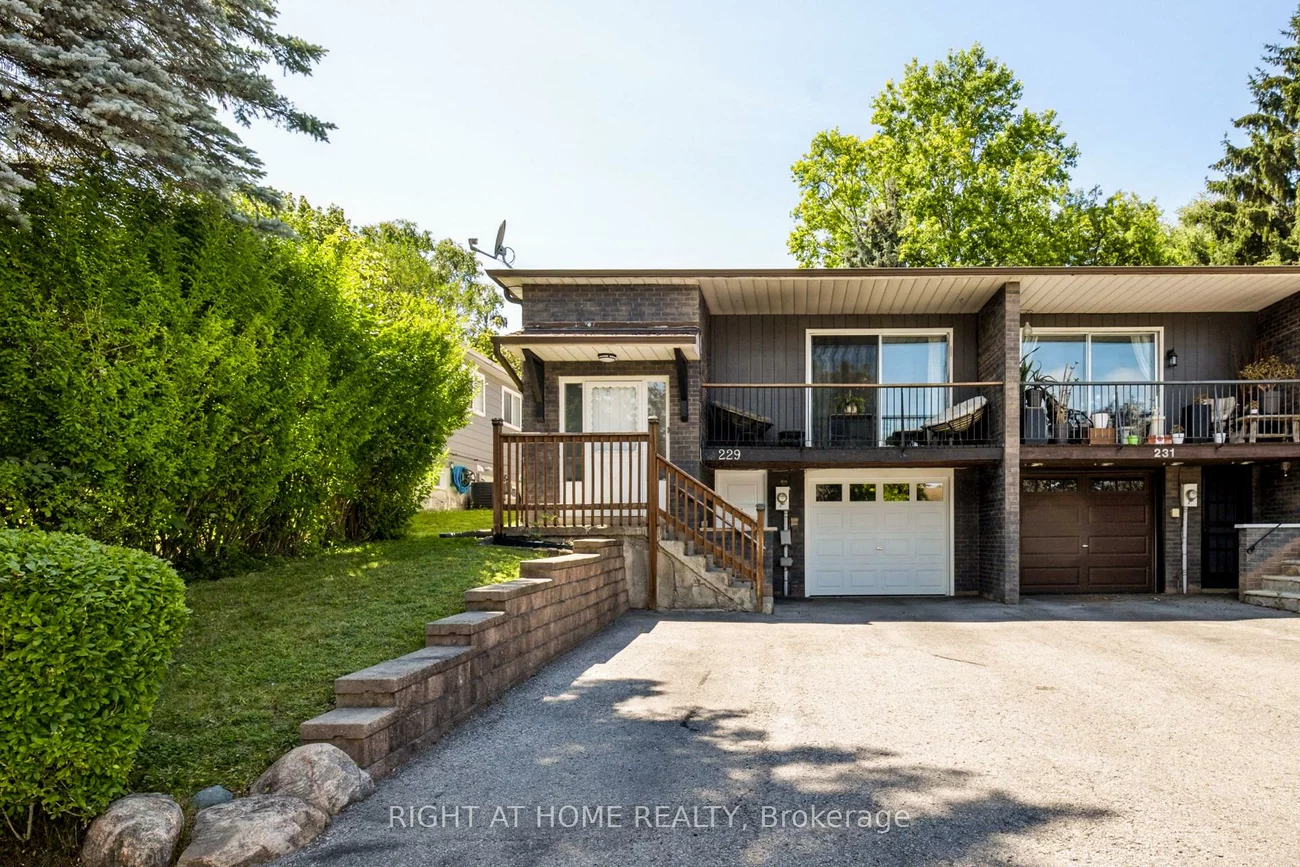 229, Britannia, Bradford, Bradford West Gwillimbury