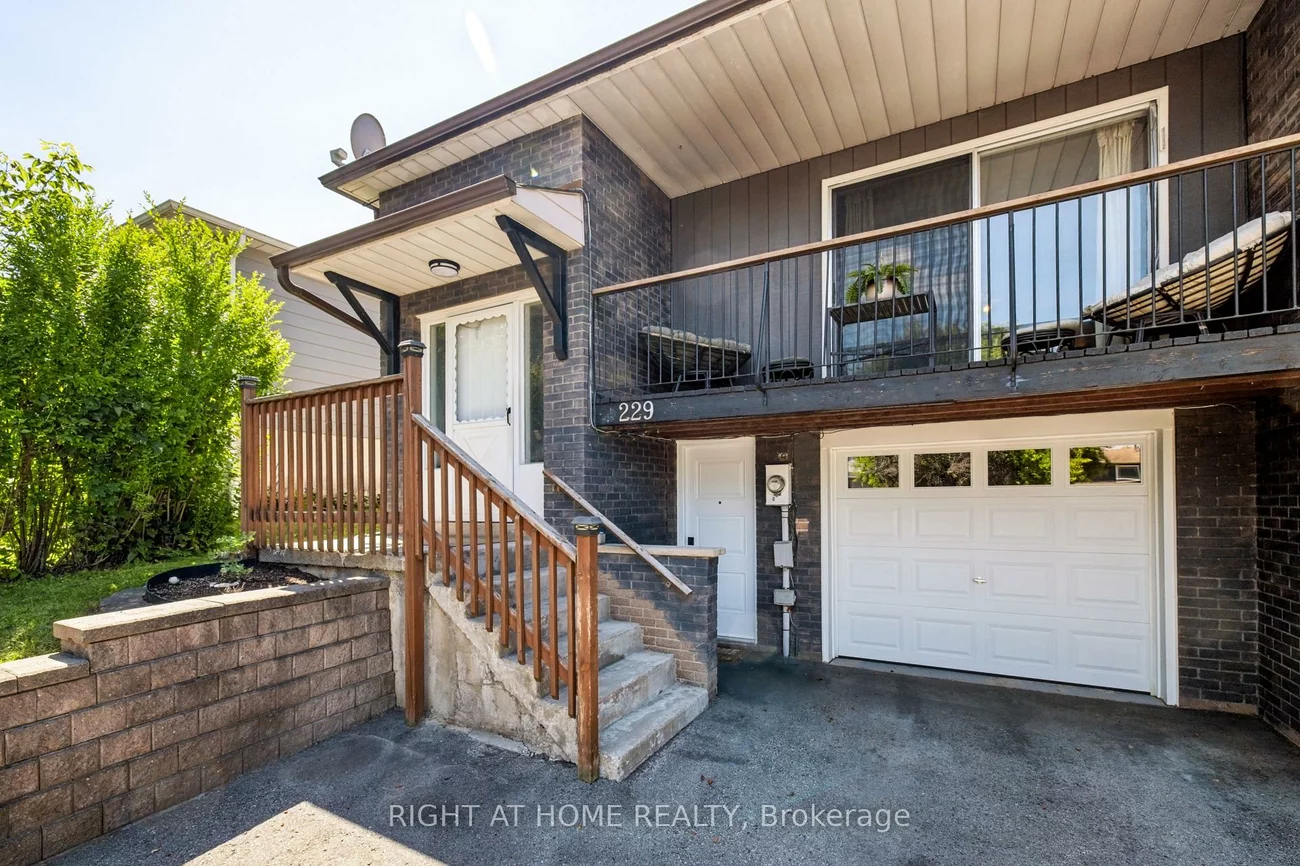 229, Britannia, Bradford, Bradford West Gwillimbury