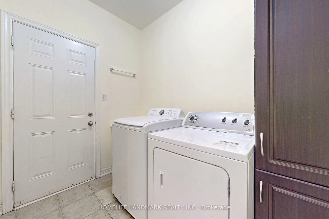 52, Chelsea, Bradford, Bradford West Gwillimbury