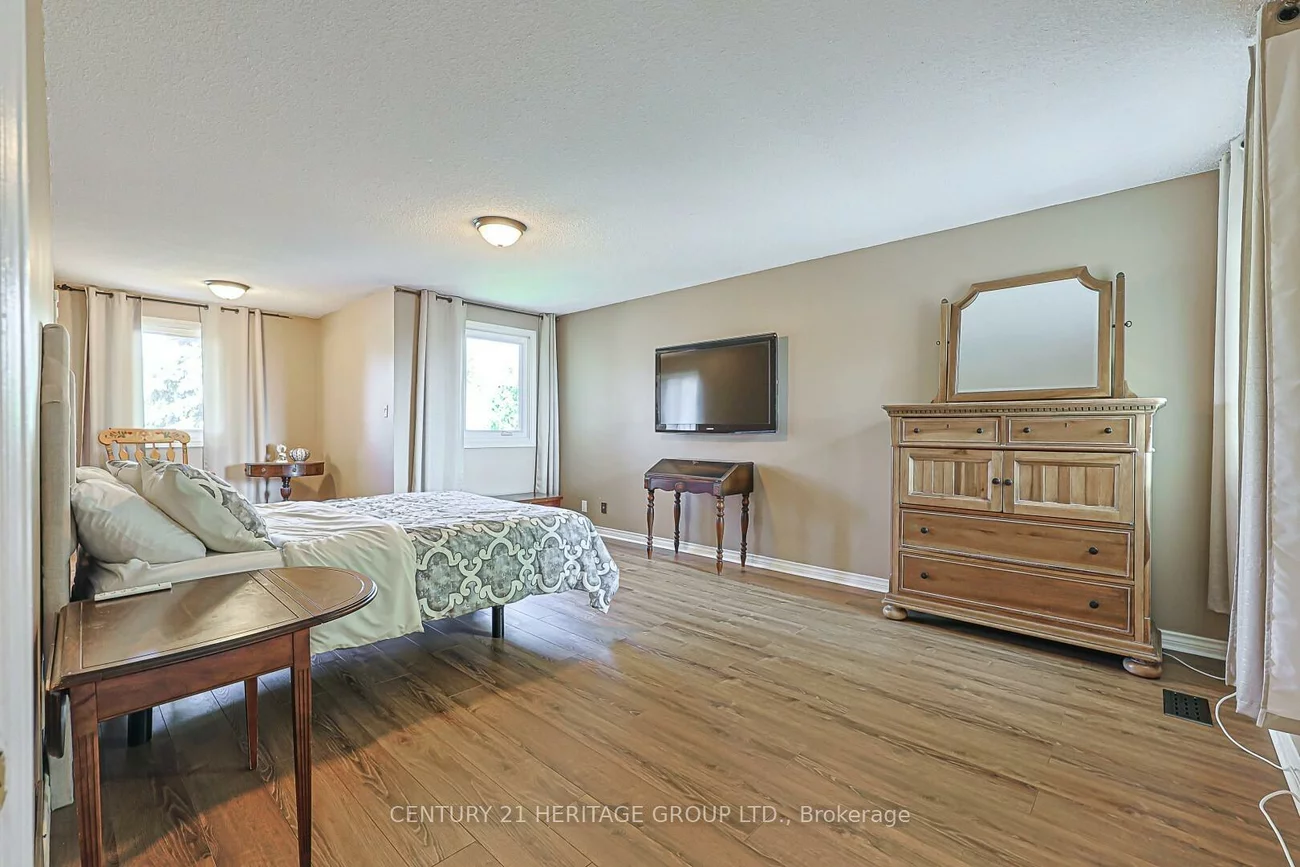 12, Gres, Bradford, Bradford West Gwillimbury