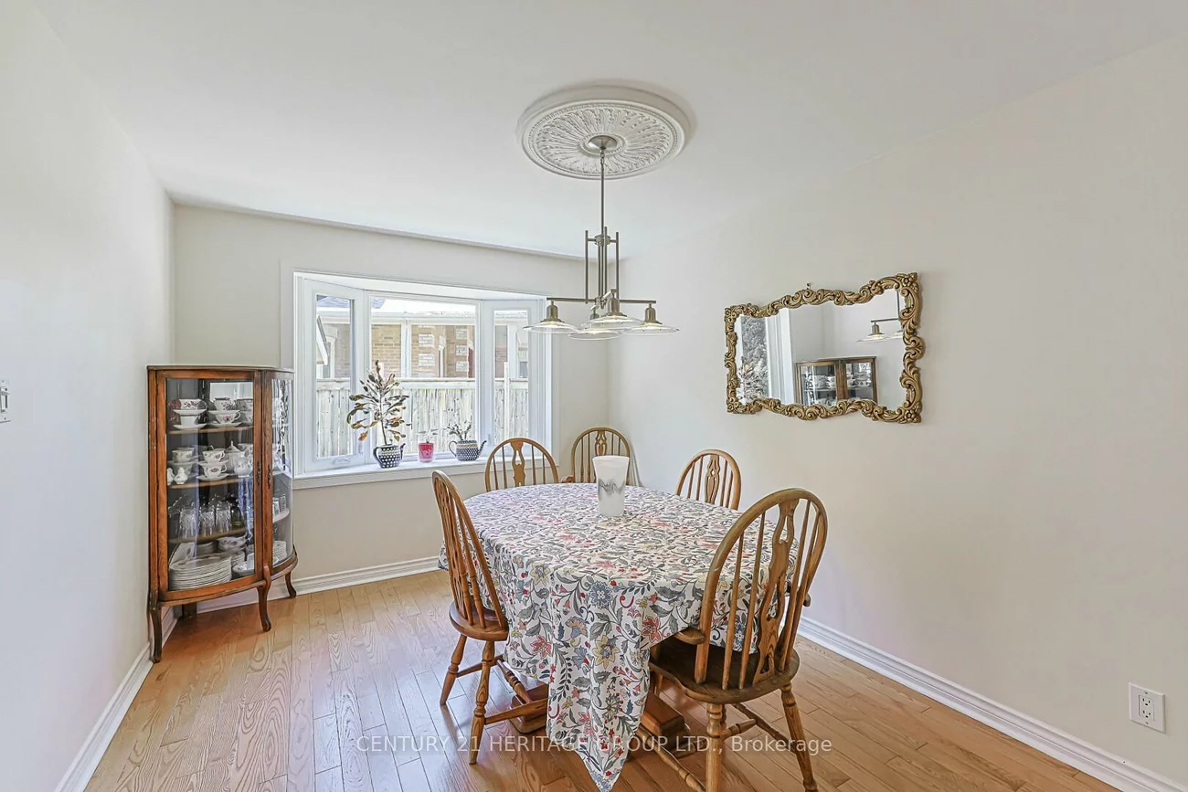 12, Gres, Bradford, Bradford West Gwillimbury