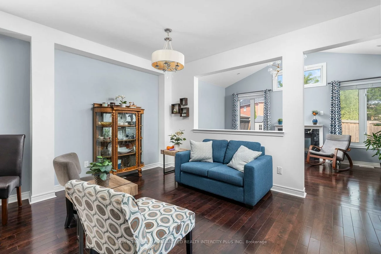 239, Summerlyn, Bradford, Bradford West Gwillimbury