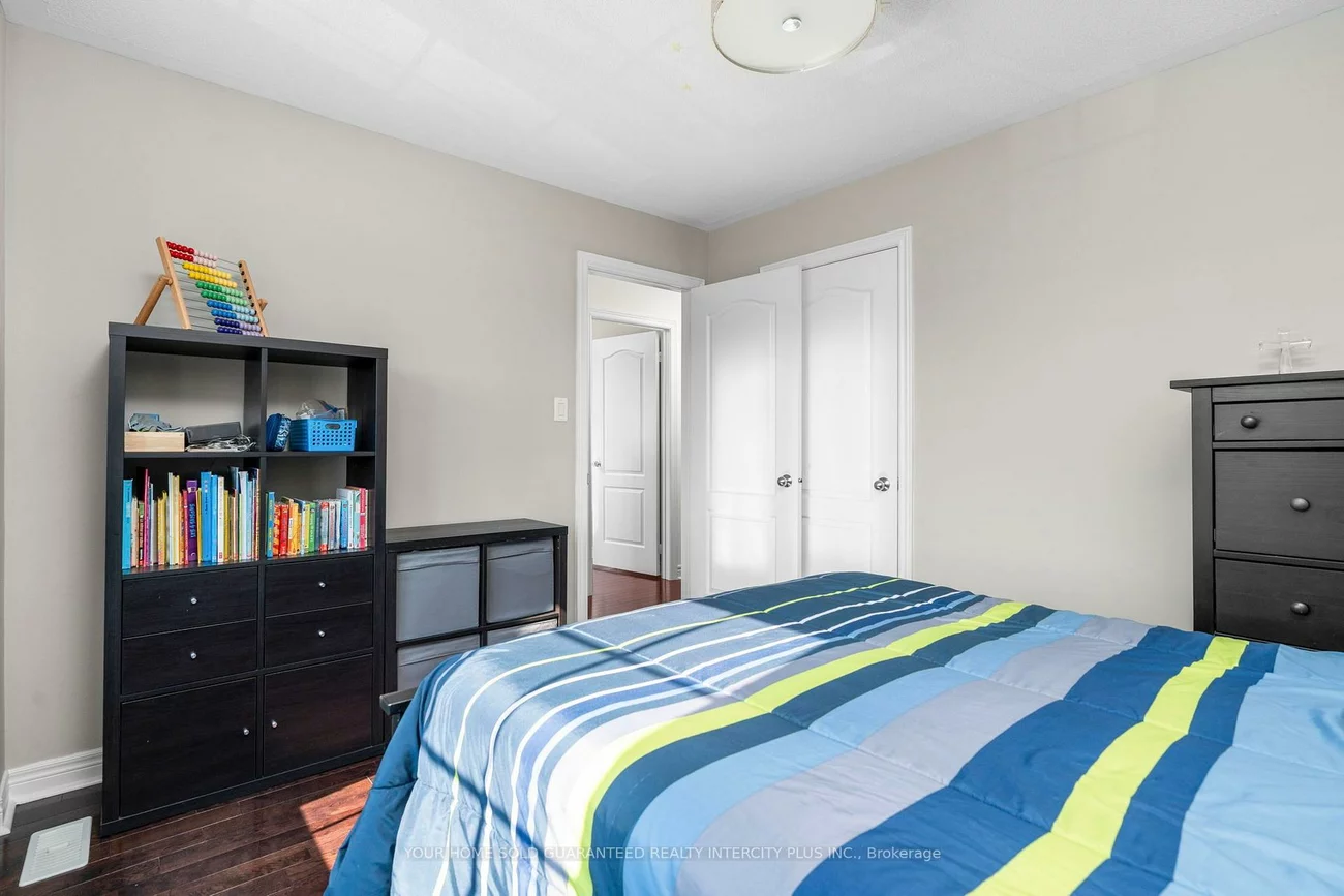 239, Summerlyn, Bradford, Bradford West Gwillimbury