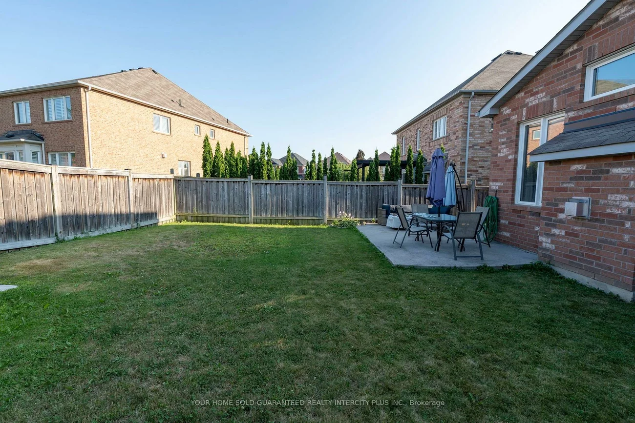 239, Summerlyn, Bradford, Bradford West Gwillimbury