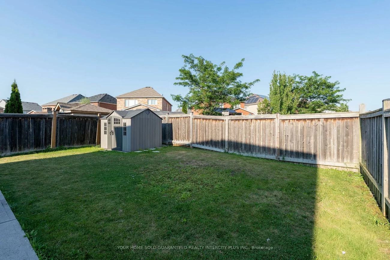 239, Summerlyn, Bradford, Bradford West Gwillimbury