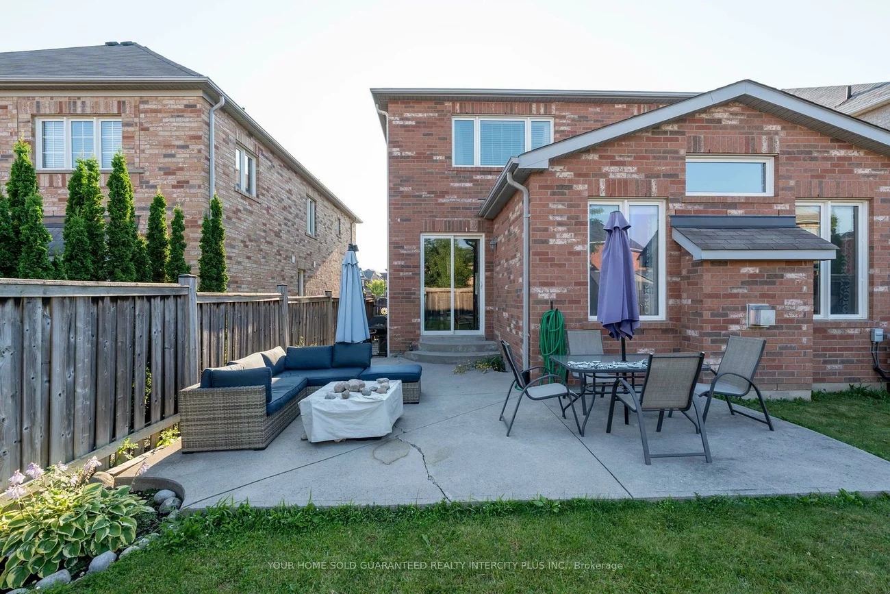 239, Summerlyn, Bradford, Bradford West Gwillimbury