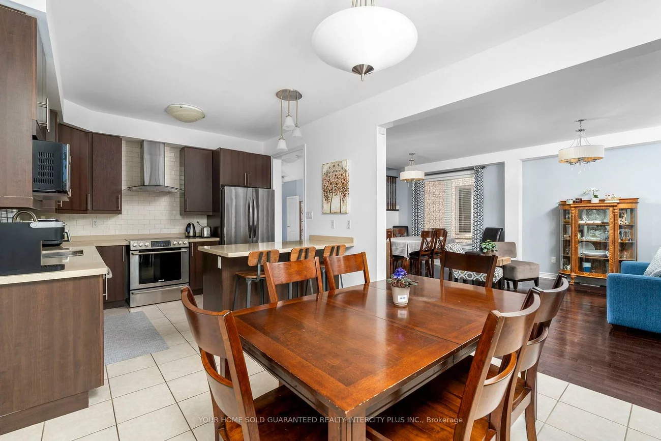 239, Summerlyn, Bradford, Bradford West Gwillimbury