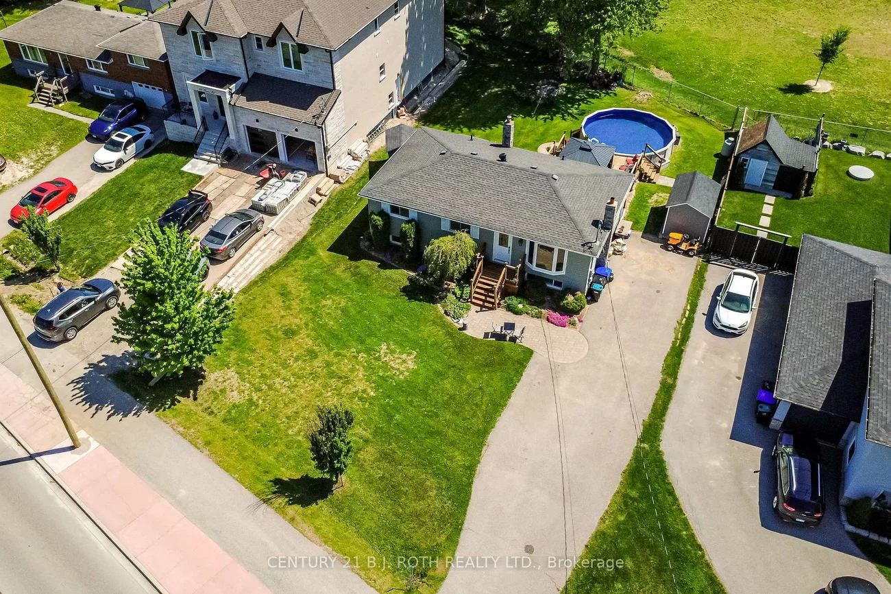 671, Simcoe, Bradford, Bradford West Gwillimbury