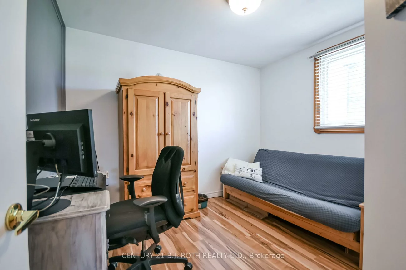 671, Simcoe, Bradford, Bradford West Gwillimbury