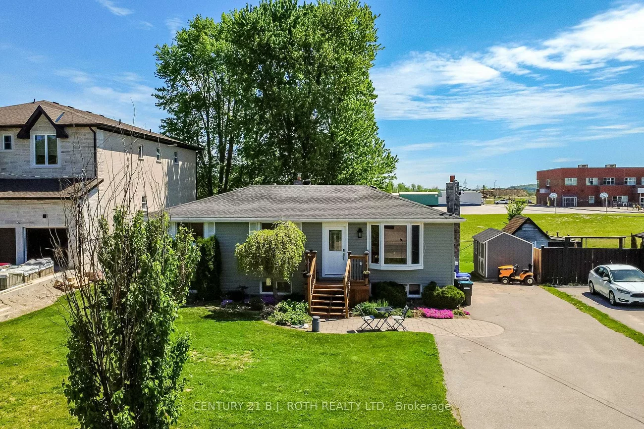 671, Simcoe, Bradford, Bradford West Gwillimbury