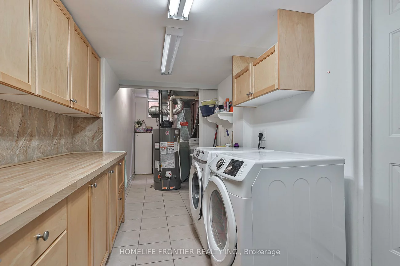 30, Saint, Bradford, Bradford West Gwillimbury