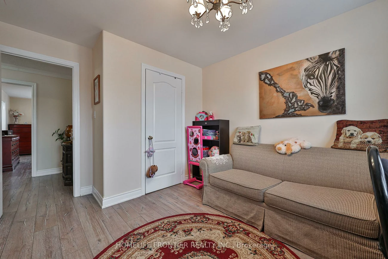 30, Saint, Bradford, Bradford West Gwillimbury