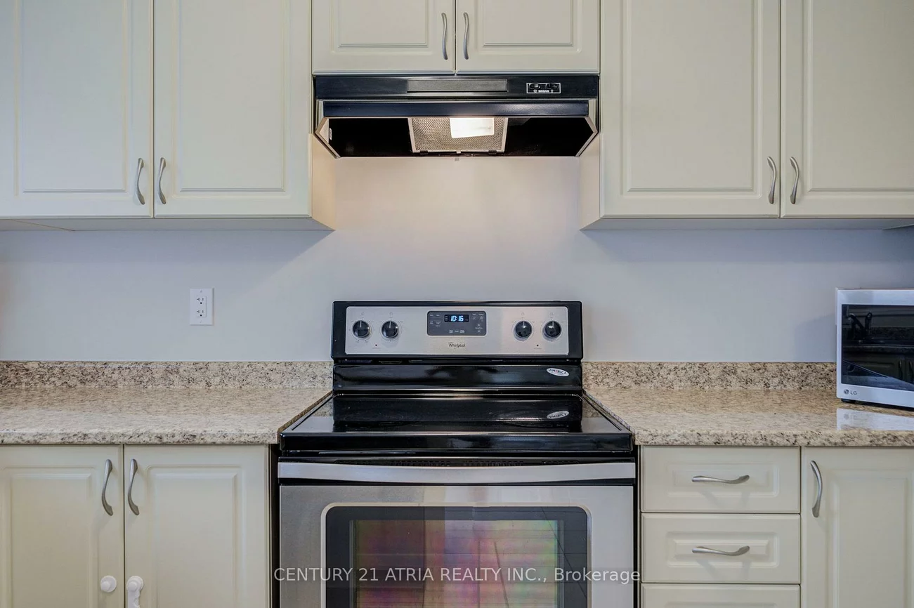25, Matthewson, Bradford, Bradford West Gwillimbury