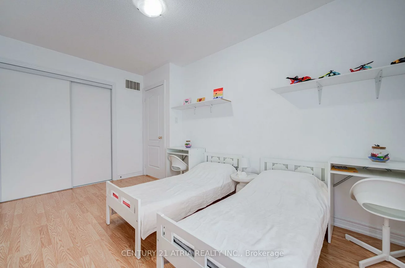 25, Matthewson, Bradford, Bradford West Gwillimbury