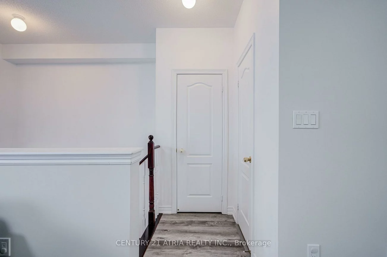 25, Matthewson, Bradford, Bradford West Gwillimbury