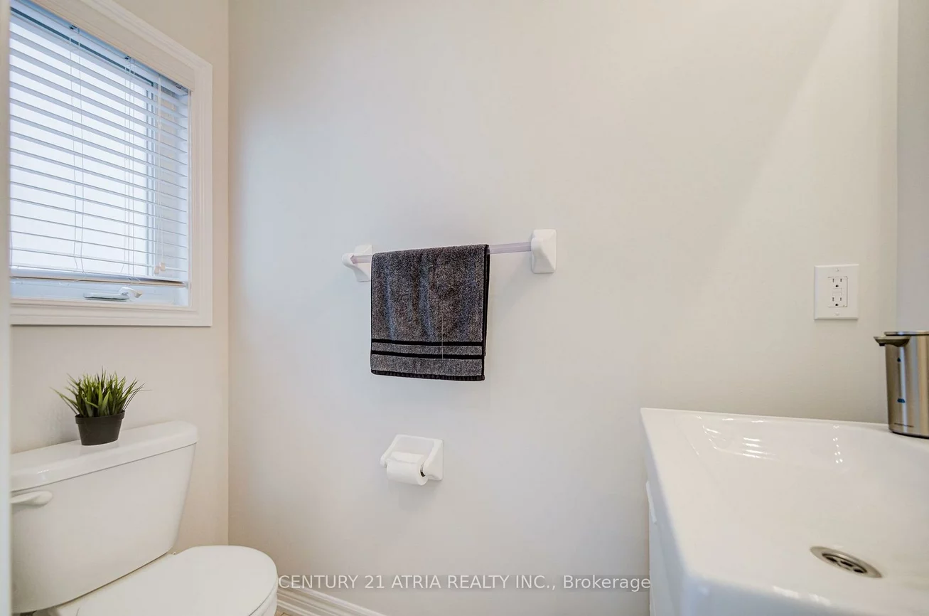 25, Matthewson, Bradford, Bradford West Gwillimbury