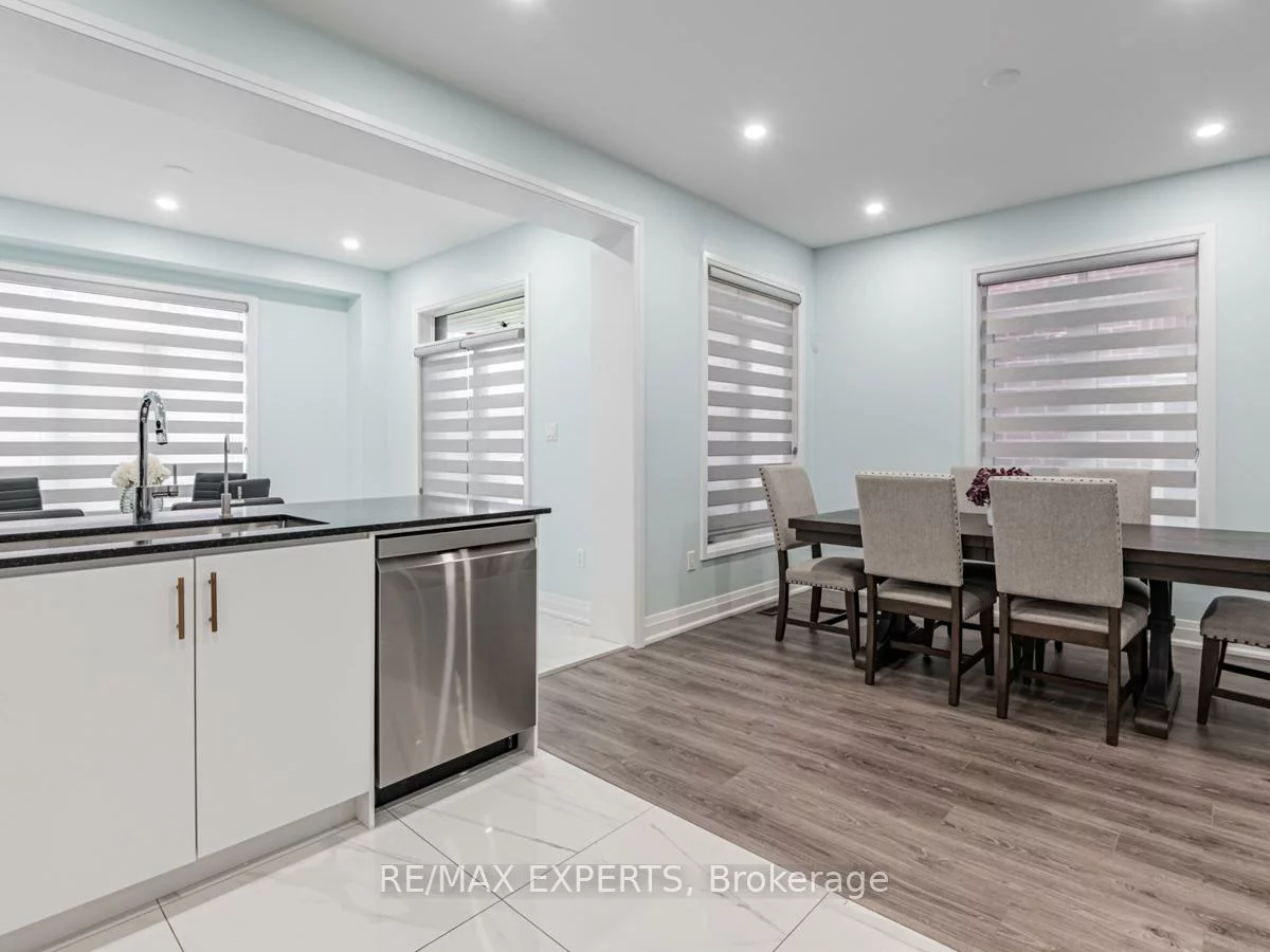 12, Ferragine, Bradford, Bradford West Gwillimbury