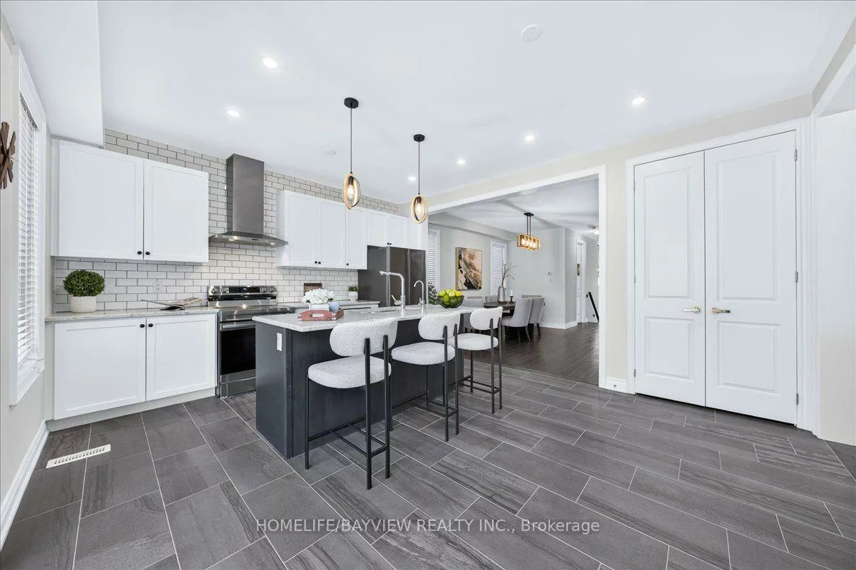 66, Hodgson, Bradford, Bradford West Gwillimbury