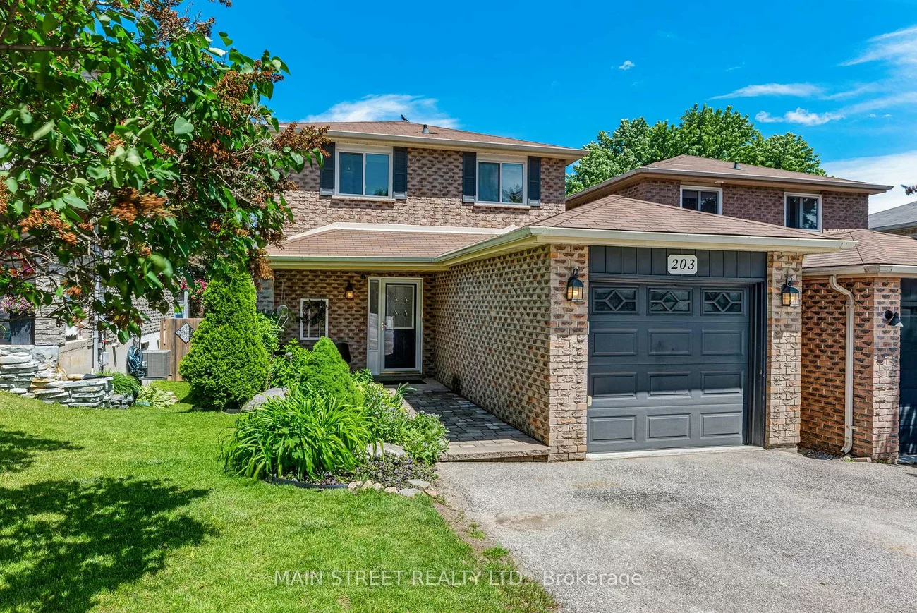 203, Colborne, Bradford, Bradford West Gwillimbury