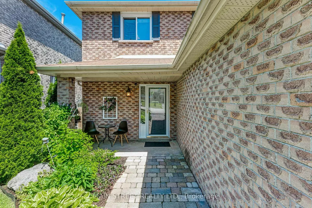 203, Colborne, Bradford, Bradford West Gwillimbury