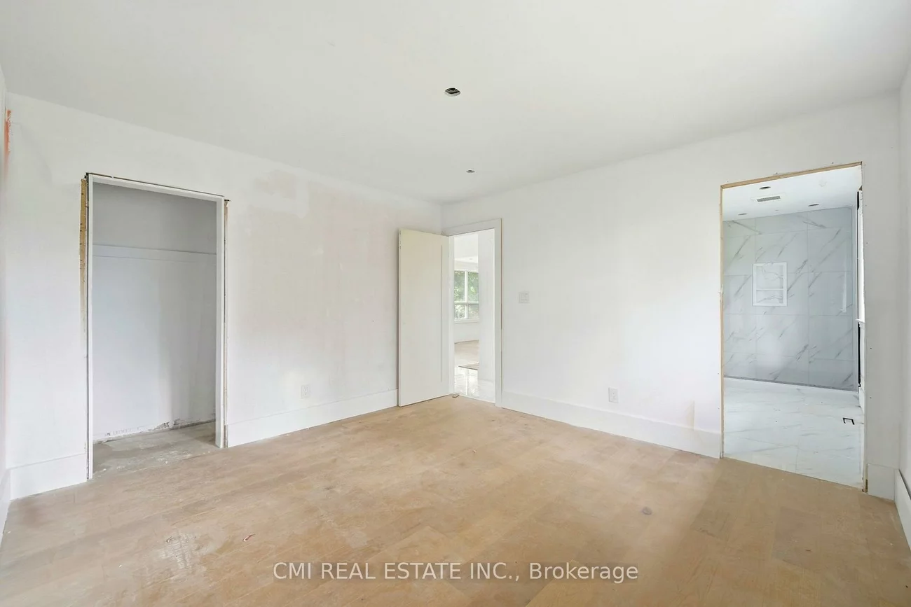 194, Simcoe, Bradford, Bradford West Gwillimbury