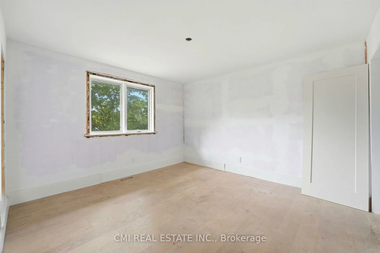 194, Simcoe, Bradford, Bradford West Gwillimbury
