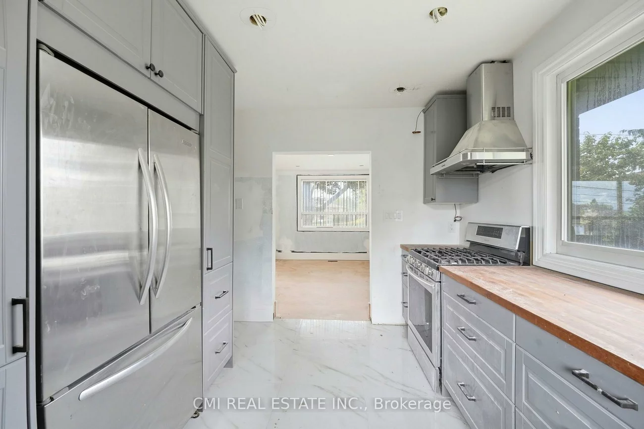194, Simcoe, Bradford, Bradford West Gwillimbury