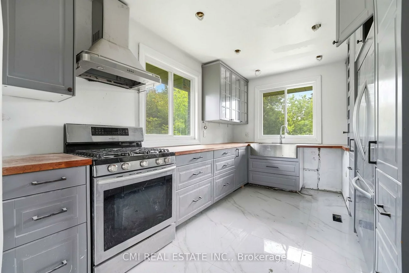 194, Simcoe, Bradford, Bradford West Gwillimbury