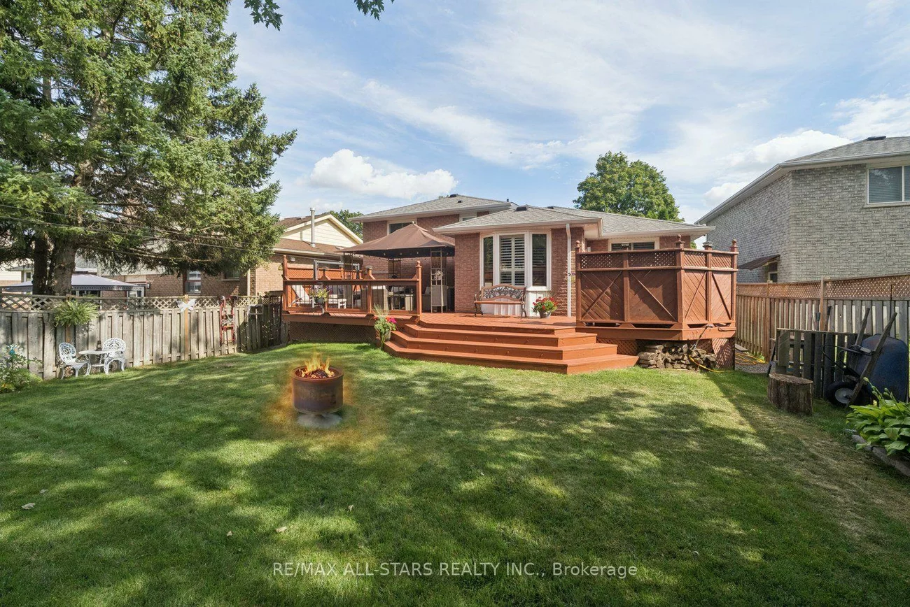 31, Crown, Bradford, Bradford West Gwillimbury