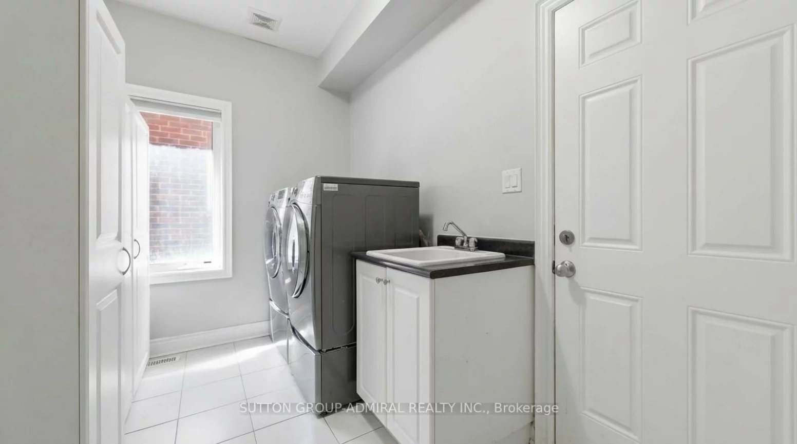 1, Citrine, Bradford, Bradford West Gwillimbury