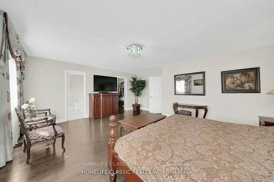 105, McKenzie, Bradford, Bradford West Gwillimbury