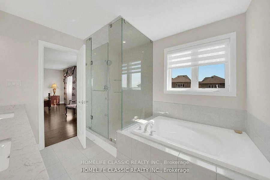 105, McKenzie, Bradford, Bradford West Gwillimbury