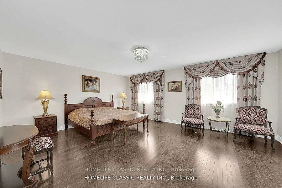 105, McKenzie, Bradford, Bradford West Gwillimbury