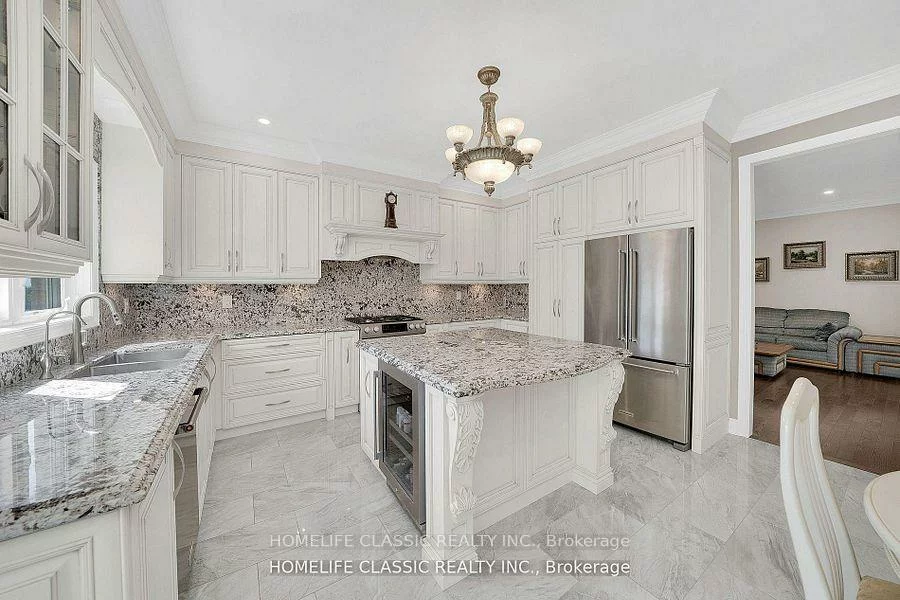 105, McKenzie, Bradford, Bradford West Gwillimbury