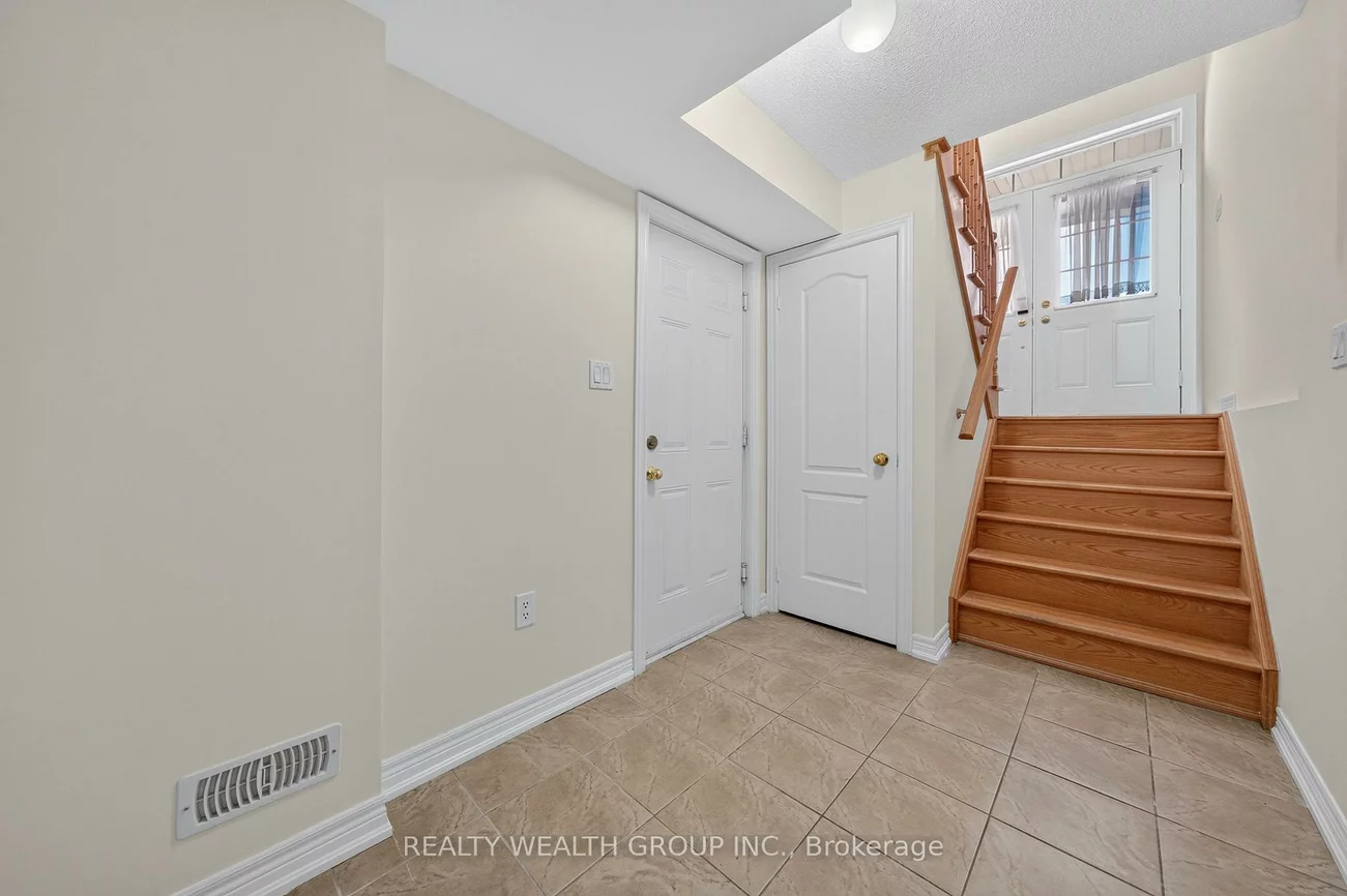 35, Matthewson, Bradford, Bradford West Gwillimbury