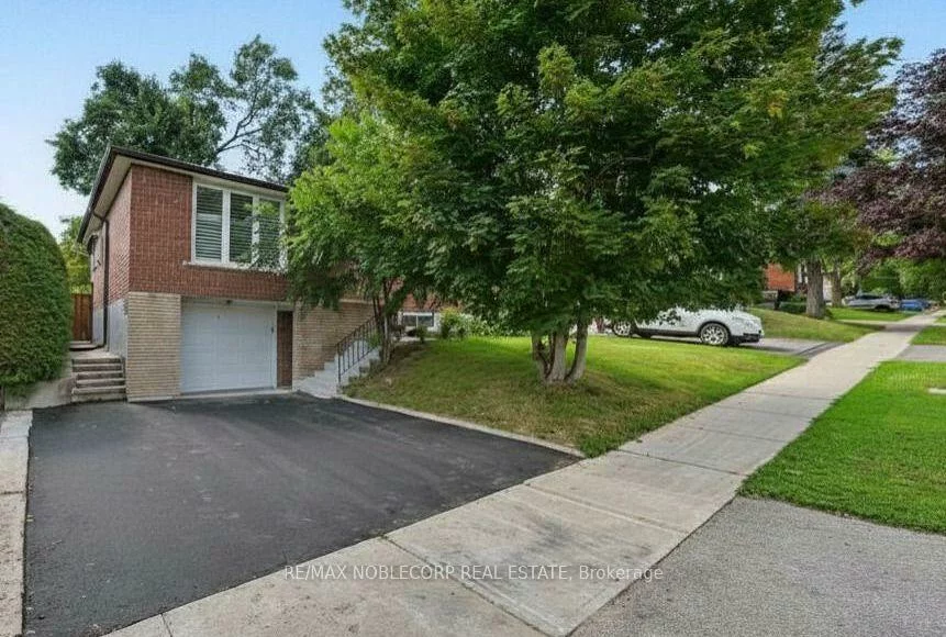 166, Collings, Bradford, Bradford West Gwillimbury