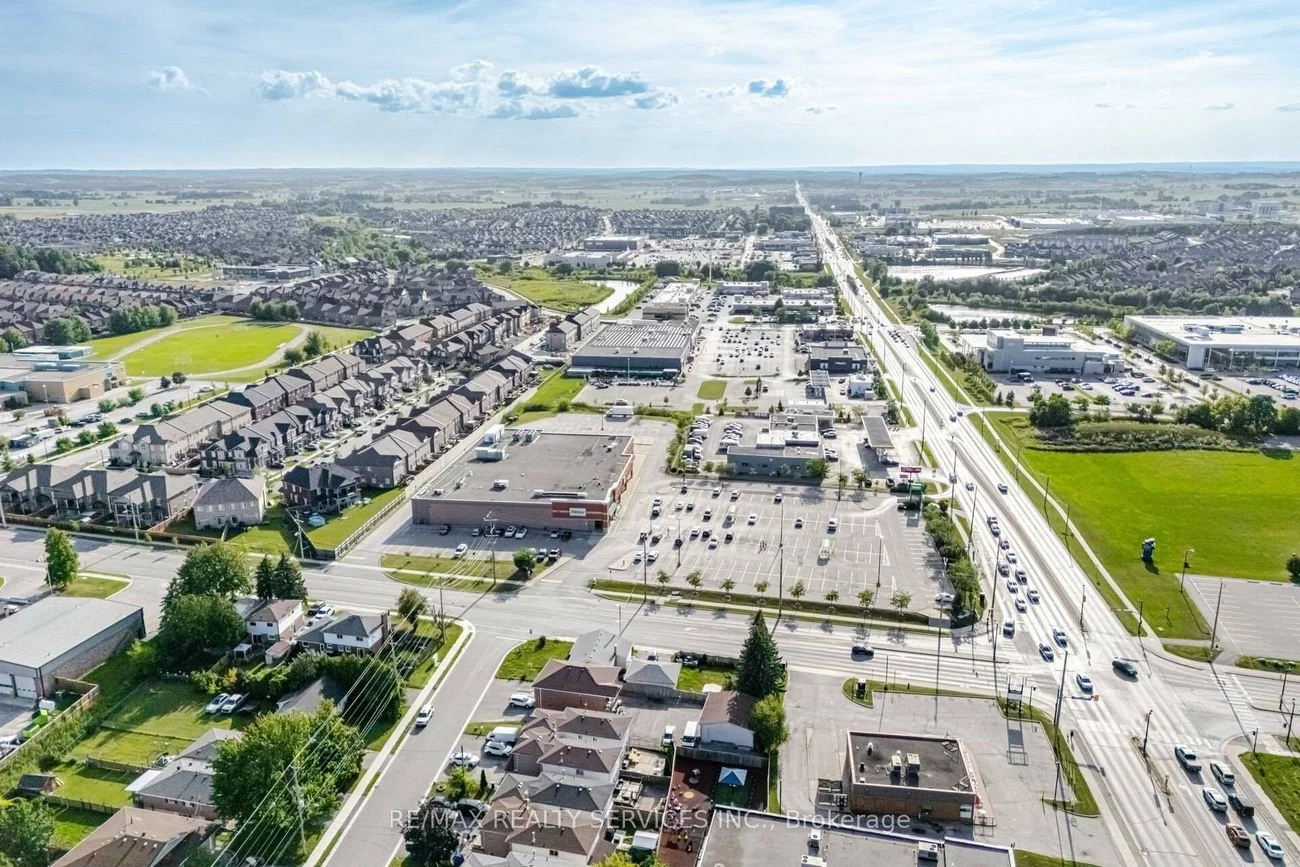 46, Magani, Bradford, Bradford West Gwillimbury