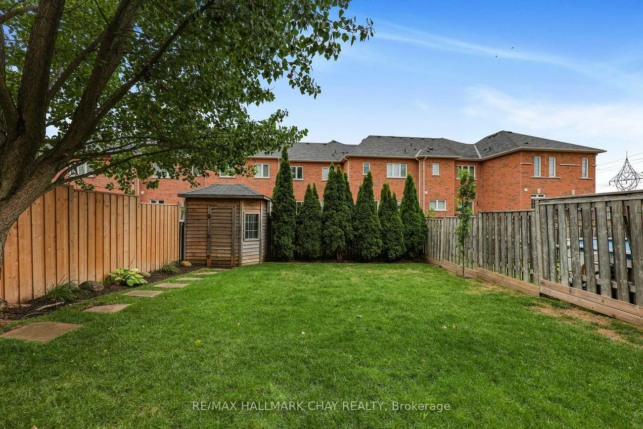 109, Noble, Bradford, Bradford West Gwillimbury