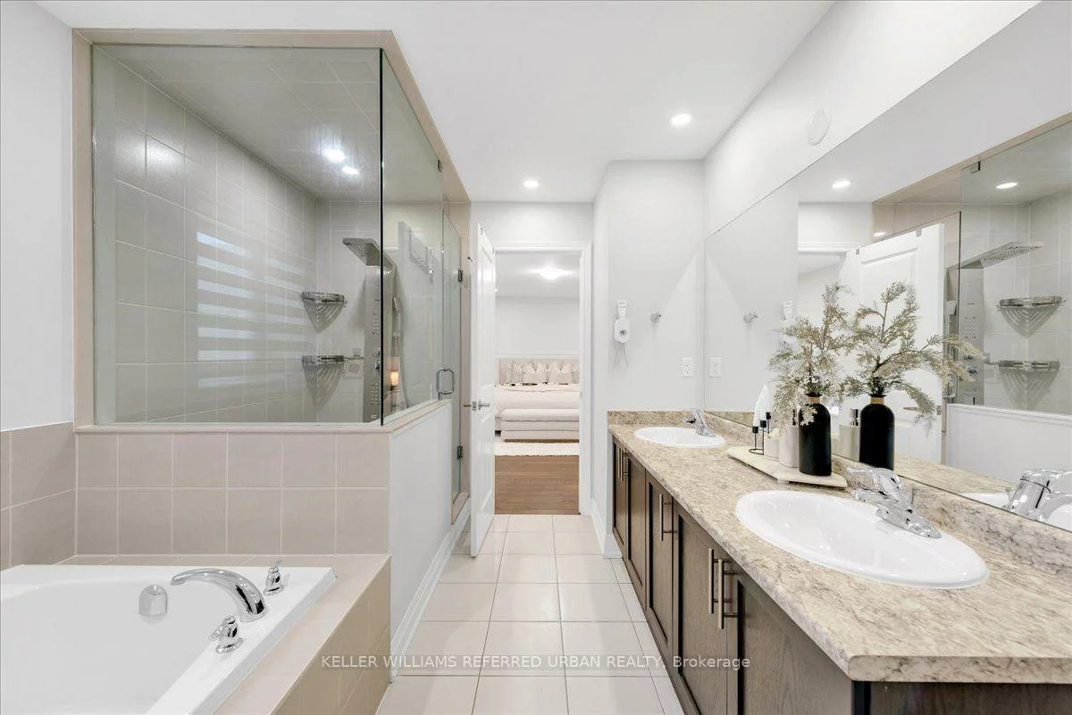 302, Inverness, Bradford, Bradford West Gwillimbury