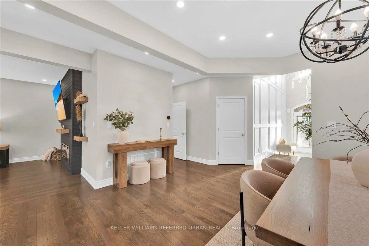 302, Inverness, Bradford, Bradford West Gwillimbury