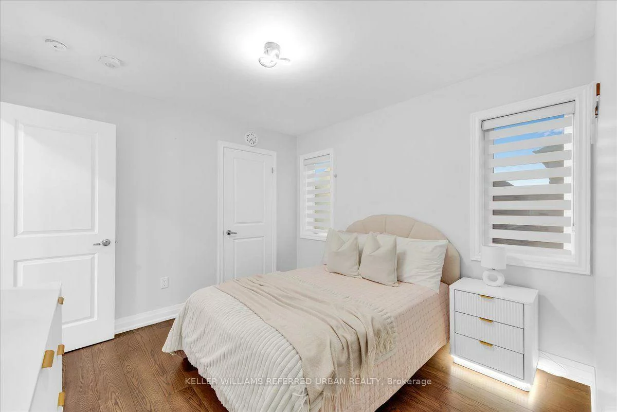 302, Inverness, Bradford, Bradford West Gwillimbury